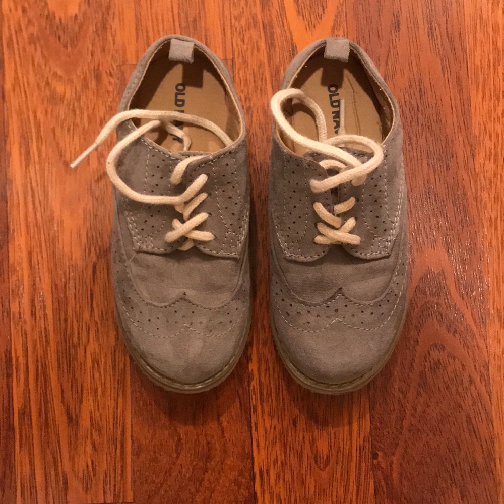 Old navy suede shoes